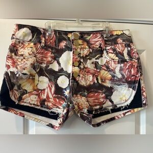 Lanca Perfume women’s denim floral shorts size 42 EUR made In Brazil